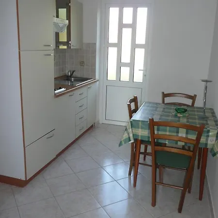 Apartment Studio In Rab Insel Rab 16487 Barbat na Rabu