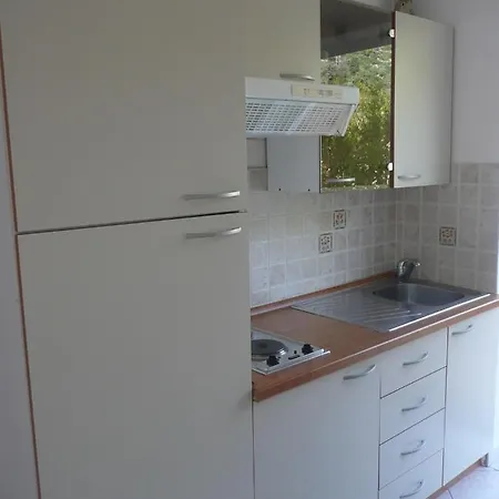 Studio In Rab Insel Rab 16487 Barbat na Rabu